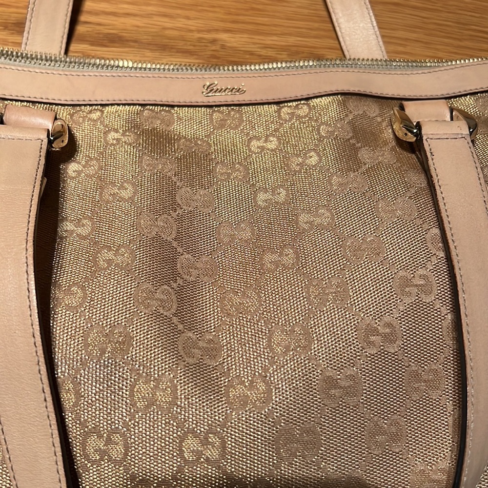 Shimmer and shine in vintage Gucci - Picture 15 of 16